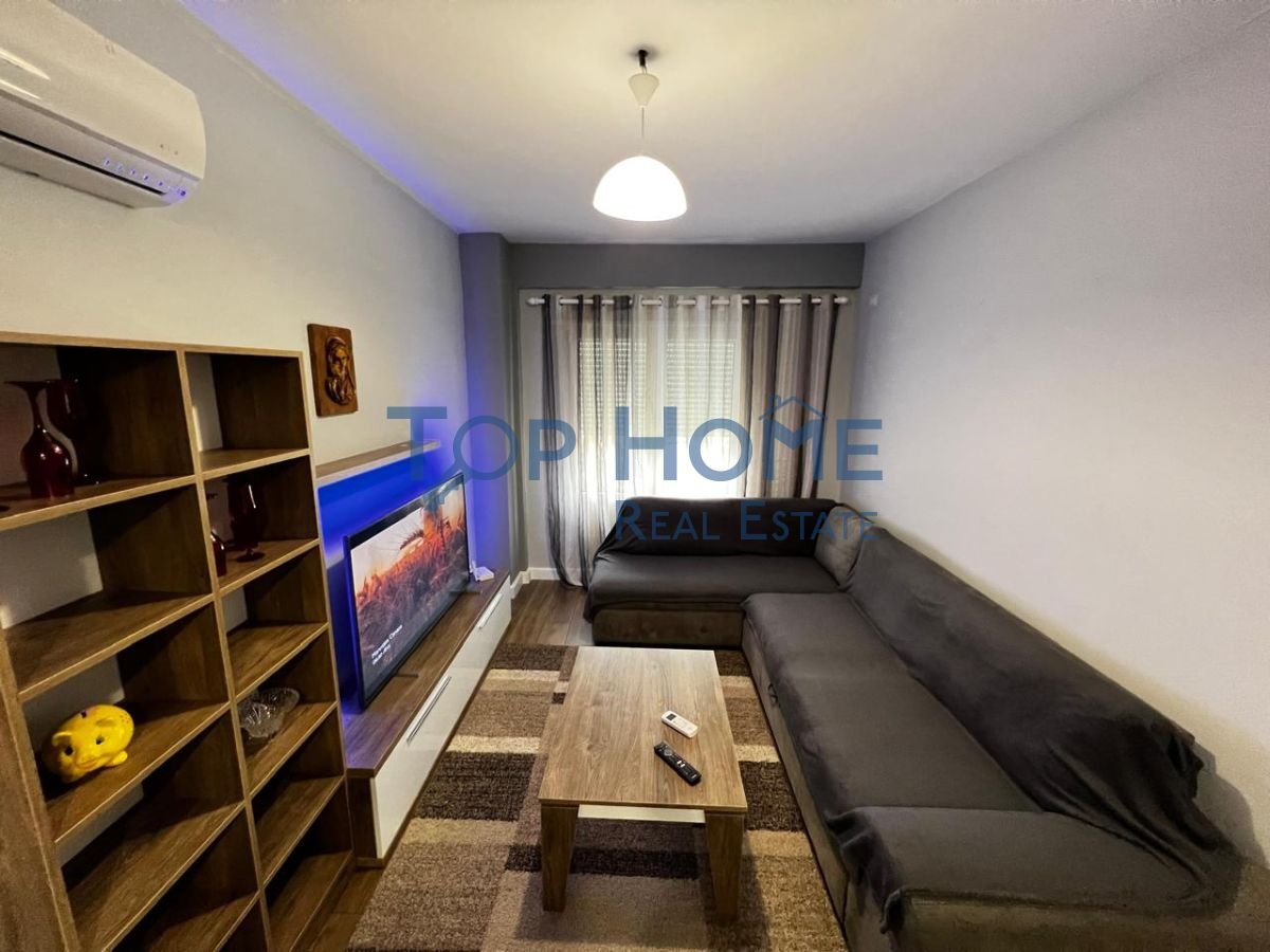 Apartament 1+1 me Qera në Kodra e Diellit 2